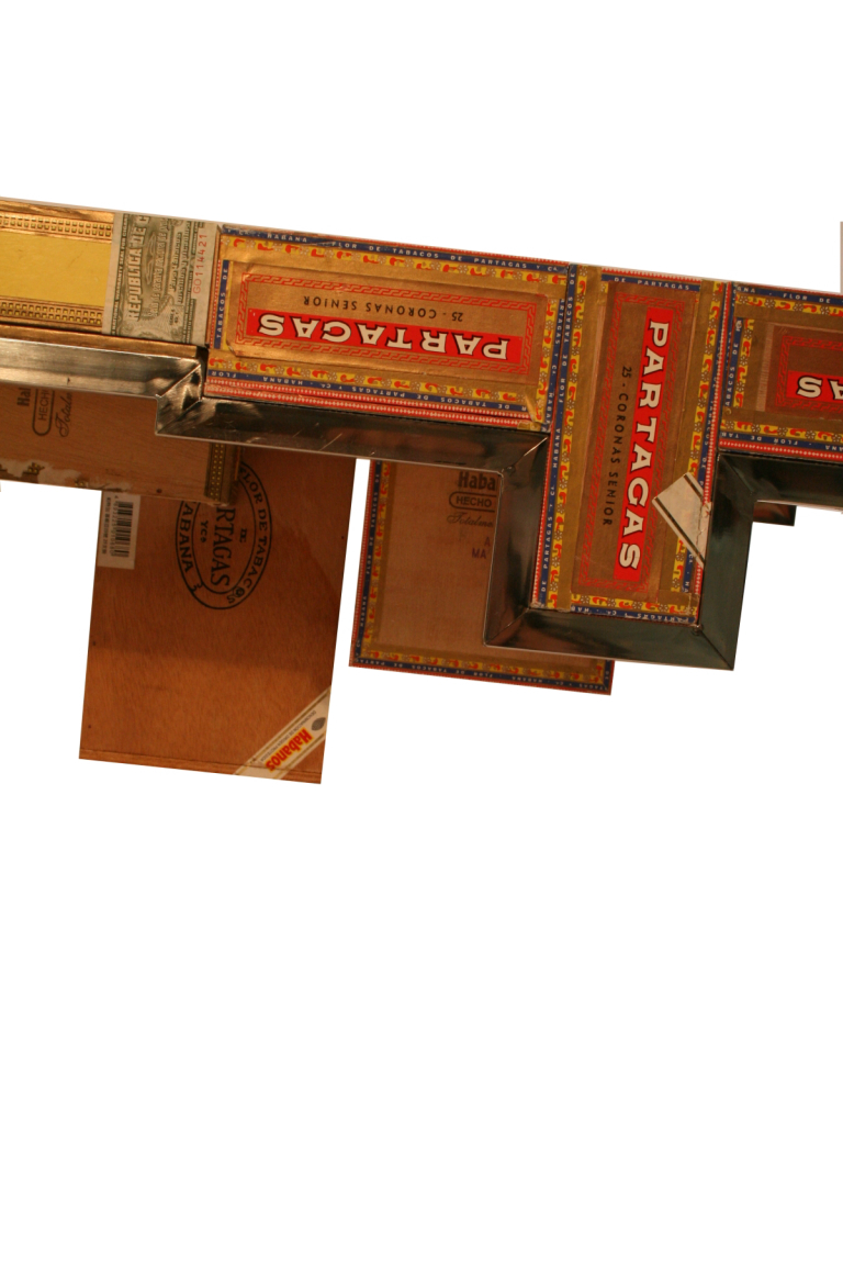Habana Coffee Table detail
